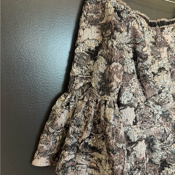 Theia size 8 metallic floral great condition puff sleeved dress - Picture 9 of 13